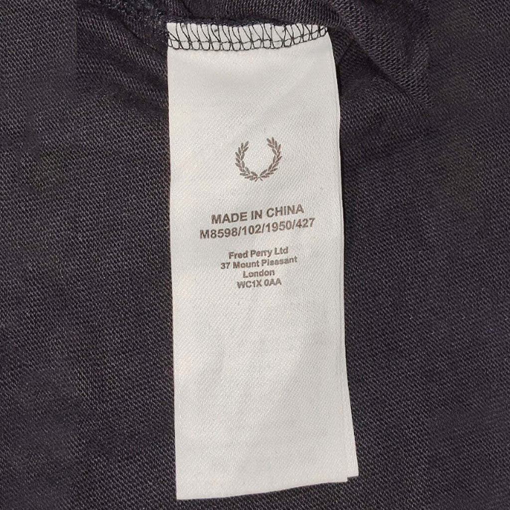 Fred Perry M8598 Laurel Wreath Graphic T-Shirt Black Medium Cotton Crew Neck