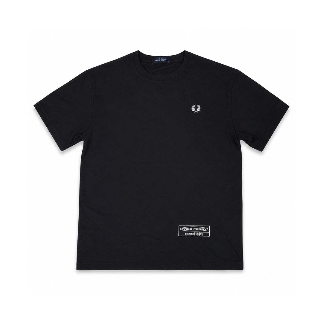 Fred Perry M8598 Laurel Wreath Graphic T-Shirt Black Medium Cotton Crew Neck