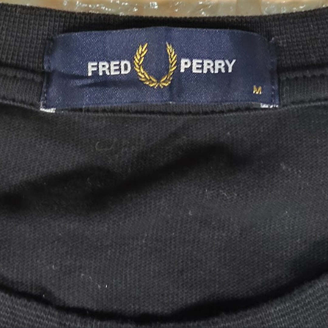 Fred Perry M8598 Laurel Wreath Graphic T-Shirt Black Medium Cotton Crew Neck